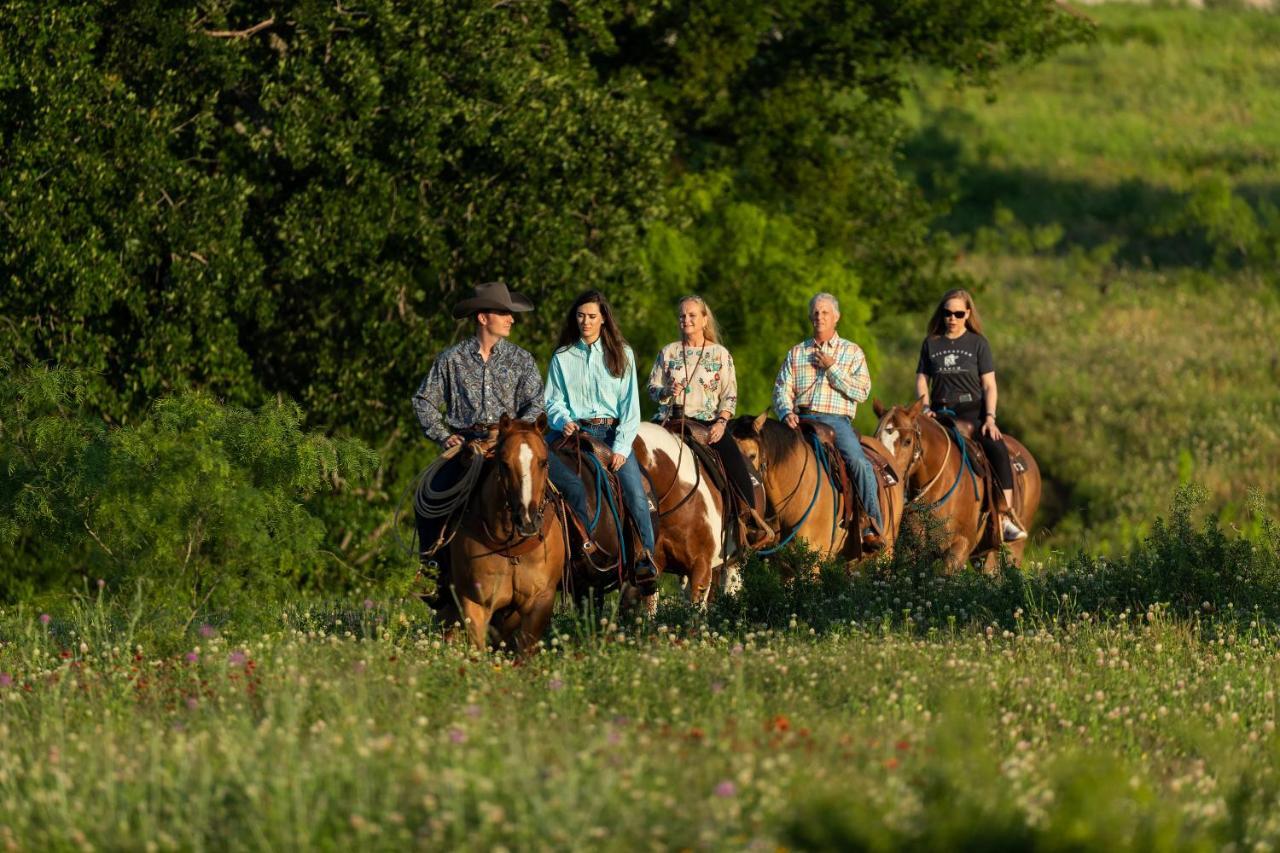 Wildcatter Ranch And Resort Graham Luaran gambar