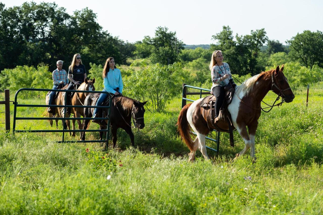 Wildcatter Ranch And Resort Graham Luaran gambar