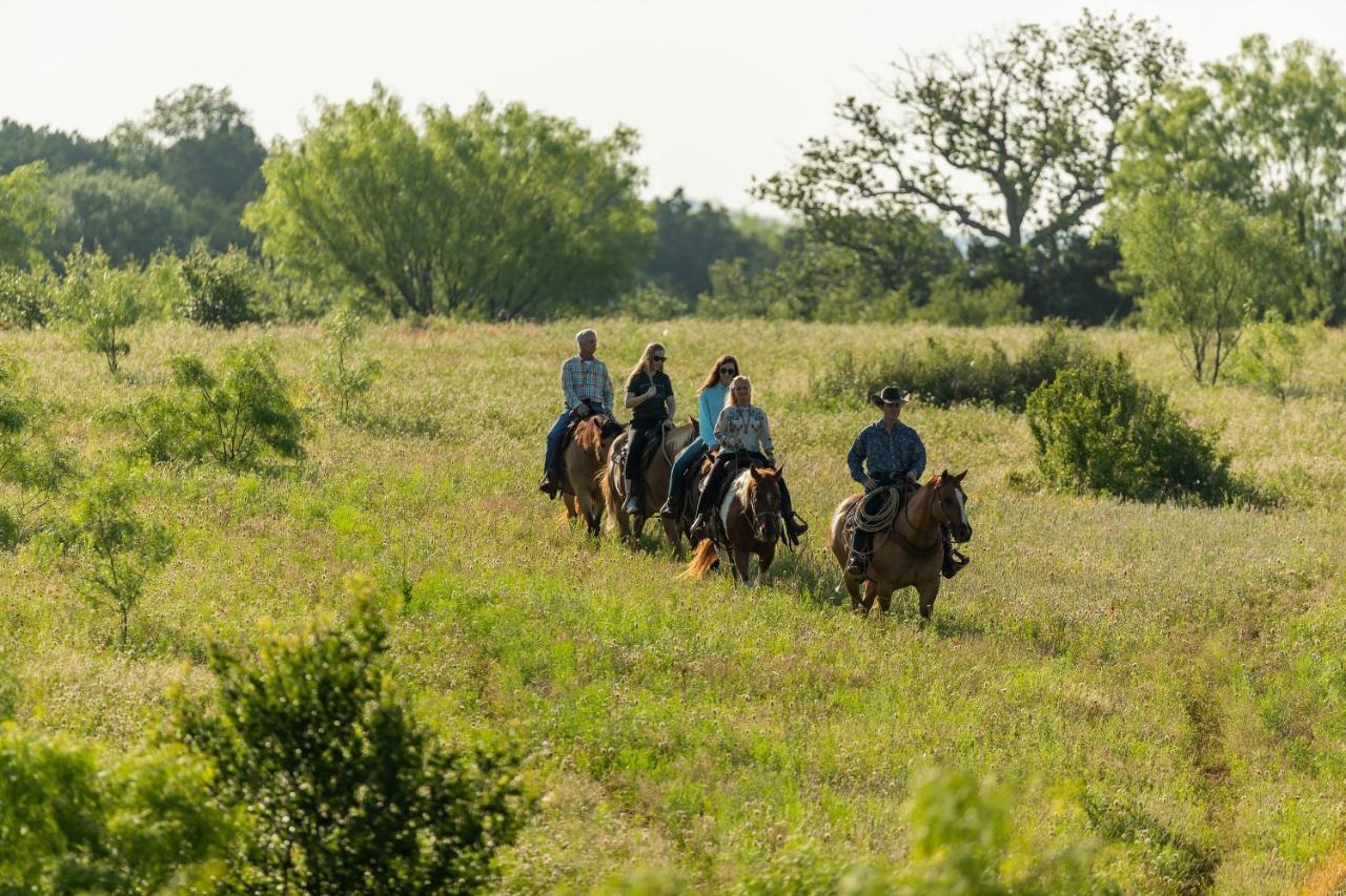 Wildcatter Ranch And Resort Graham Luaran gambar